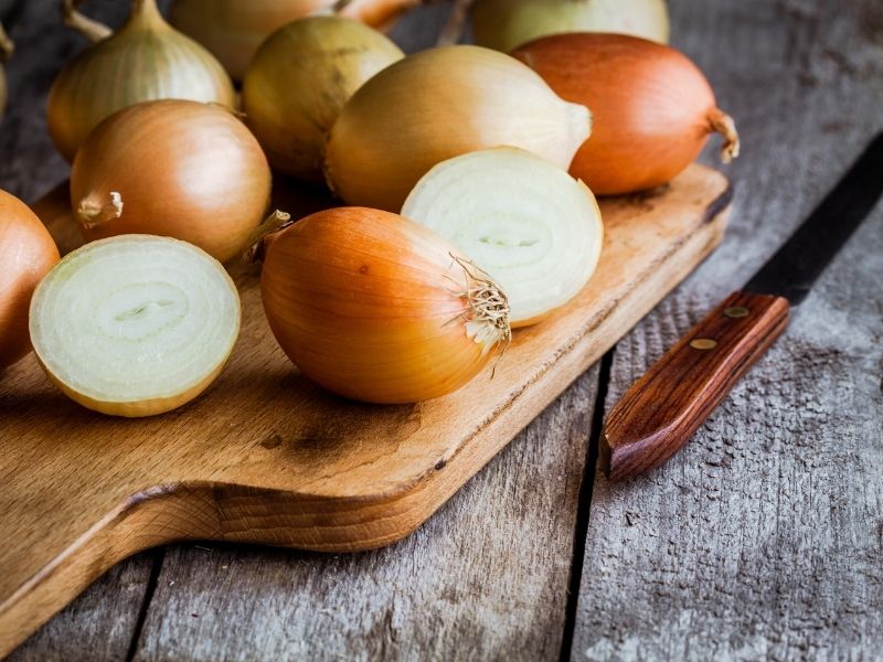 Proprietà della cipolla: benefici, proprietà medicinali e controindicazioni